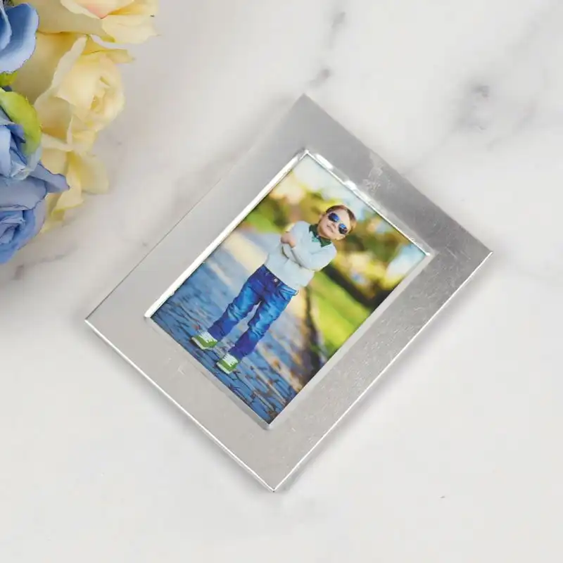 قاب عکس مدل مگنتی کد 1009945