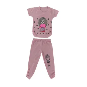 ست تیشرت  آستین کوتاه و شلوارک دخترانه مدل پهلو کش