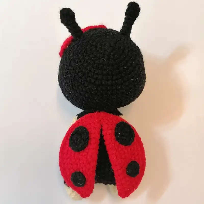 عروسک بافتنی مدل کفشدوزک