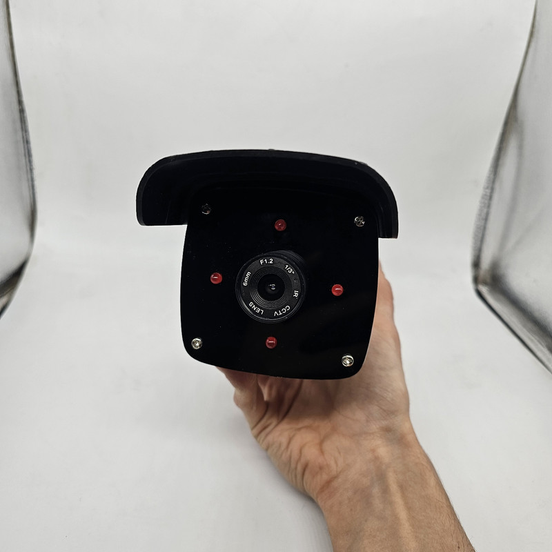 ماکت دوربین مداربسته اسکای ویژن مدل چراغ دار