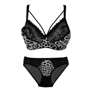 ست شورت و سوتین زنانه مدل ببری کد SHT3103-01