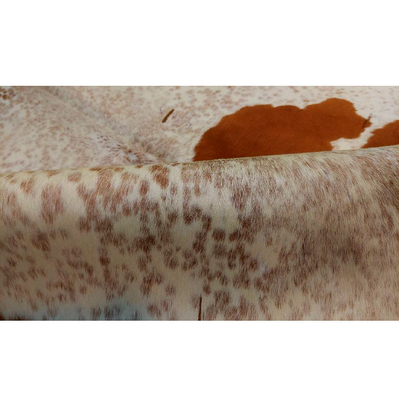 فرش پوست مدل Ayrshire cattle