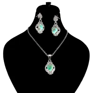 نیم ست نقره زنانه کد AV059