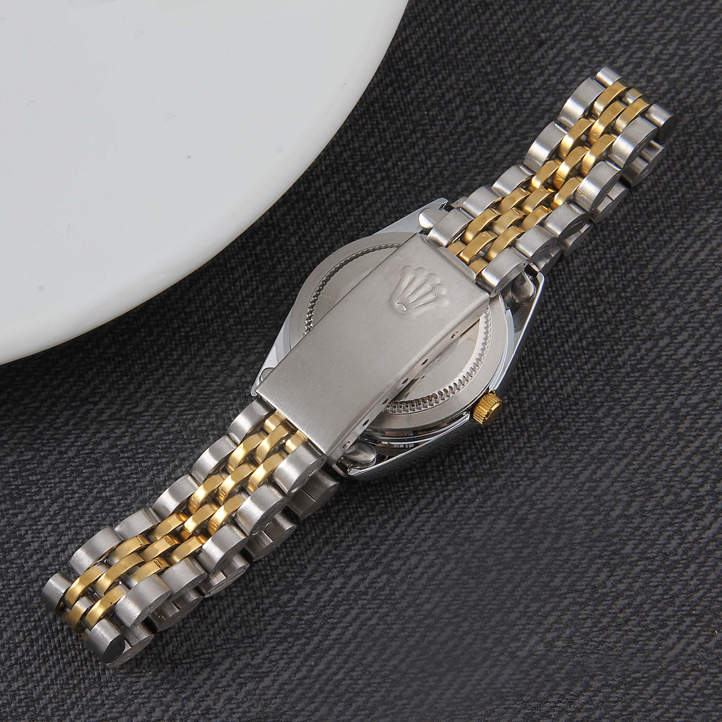 ست ساعت مچی عقربه ای زنانه و مردانه بازرگانی میلادی کد WHW_256 ست ساعت مچی عقربه ای زنانه و مردانه بازرگانی میلادی کد WHW_256