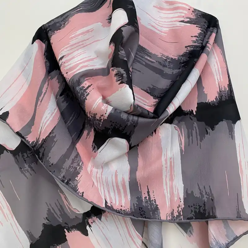 روسری زنانه مدل نخی چهارفصل قواره بزرگ کد 1807