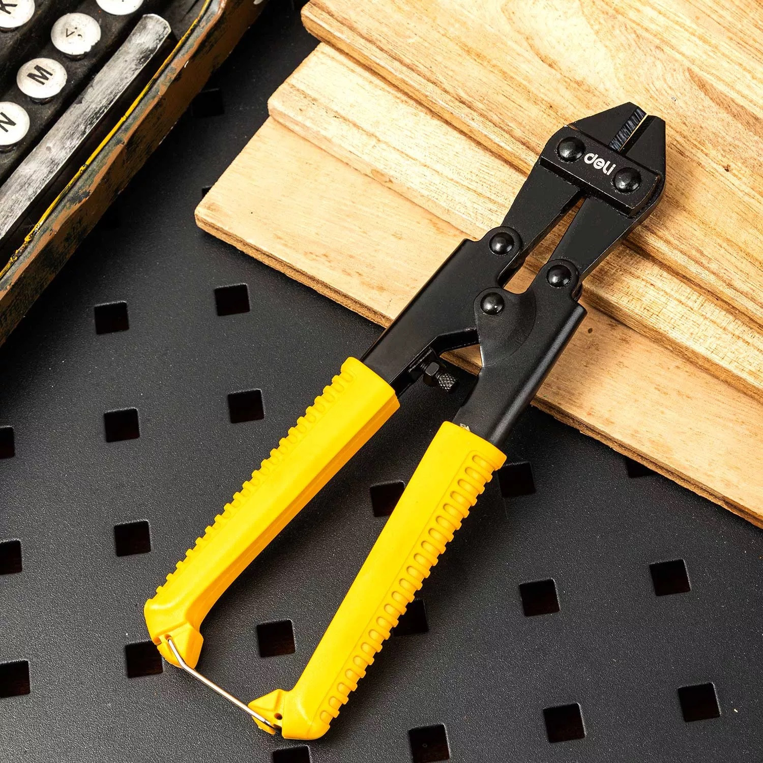 قیچی کابل بر دلی مدل DL2685C قیچی کابل بر دلی مدل DL2685C