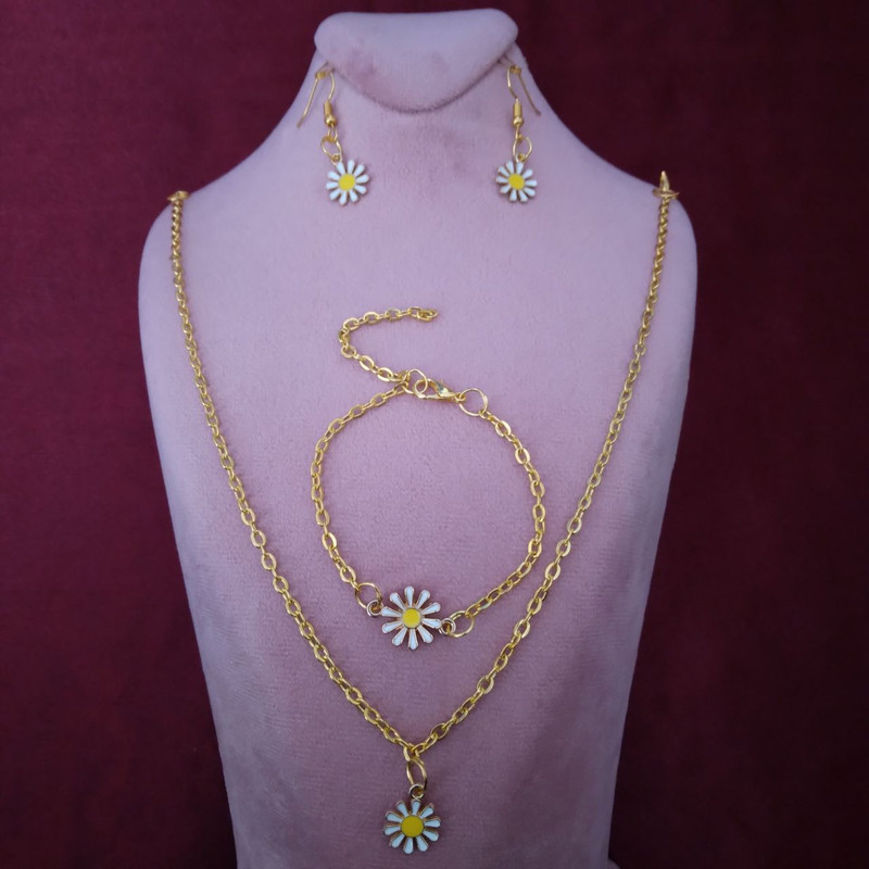 نیم ست دخترانه مدل بابونه