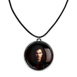 گردنبند خندالو مدل بانی و دیمون خاطرات یک خون آشام The Vampire Diaries کد 2025020259