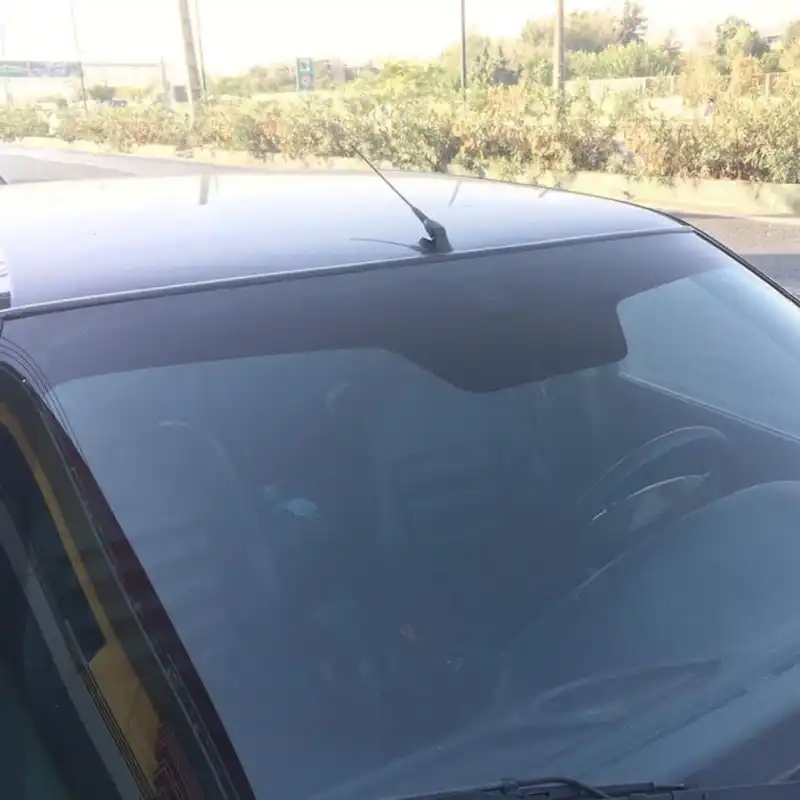 برچسب آفتابگیر شیشه جلو مدل pars405 مناسب برای پژو پارس