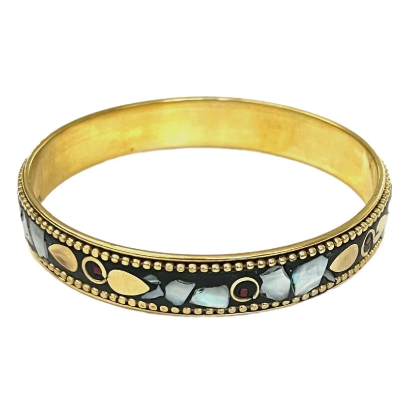 النگو زنانه مدل آگنی صدفی برنجی 