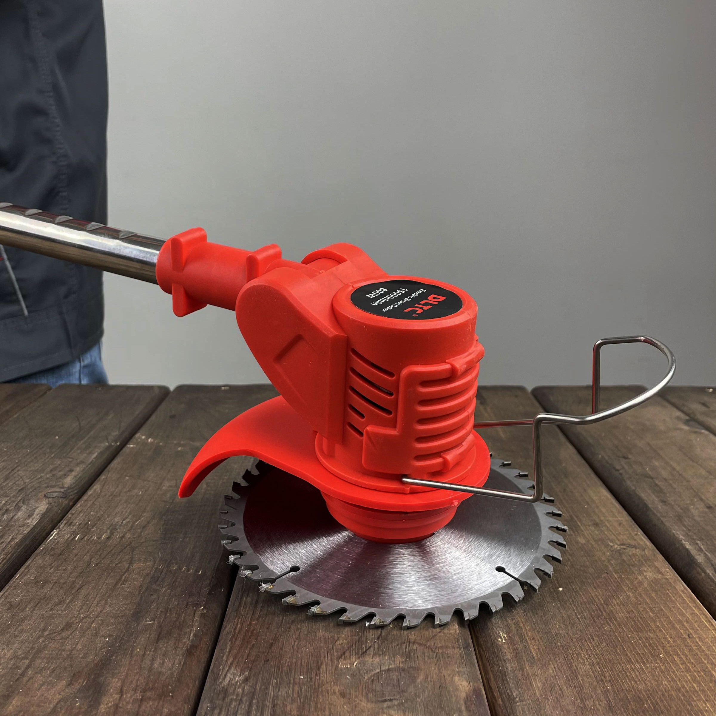 علف زن شارژی دی ال تی سی مدل 800