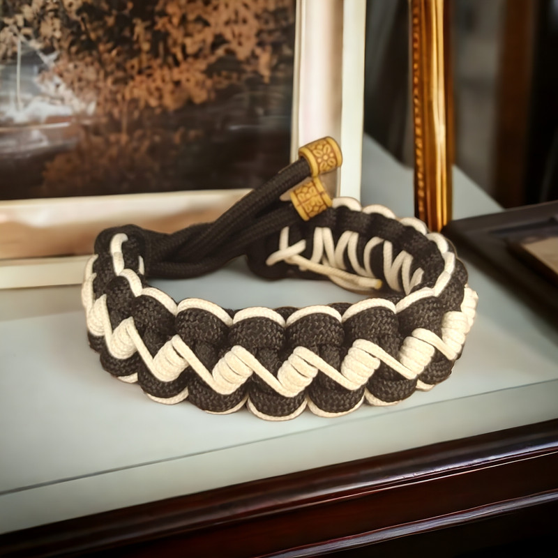 دستبند مردانه مدل بافت سیم پیچ