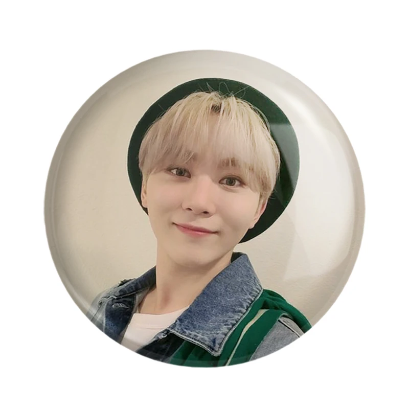 مگنت خندالو مدل سونگ کوان گروه سونتین Seventeen  کد 21625