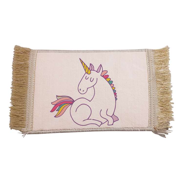 فرش ماشینی دیوارکوب مدل یونیکورن کد 33