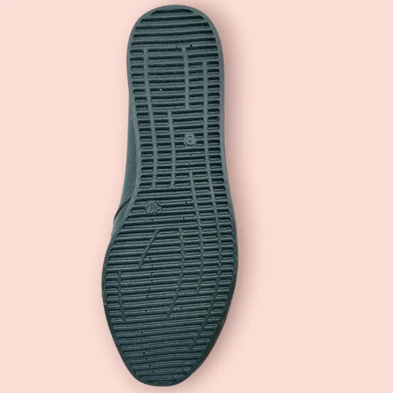 کفش طبی زنانه ریباری مدل T2