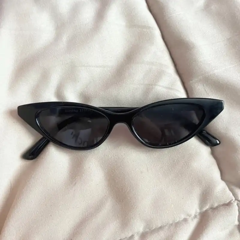 عینک آفتابی زنانه مدل گربه ای کد 109