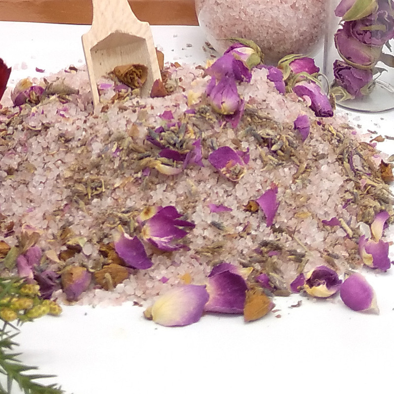 نمک حمام رز گلد مدل ROSE & LAVENDER وزن 1000 گرم نمک حمام رز گلد مدل ROSE & LAVENDER وزن 1000 گرم