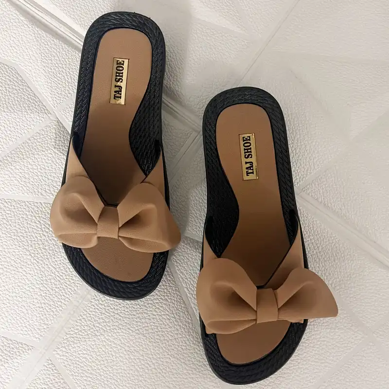 دمپایی زنانه مدل روناک 23500000