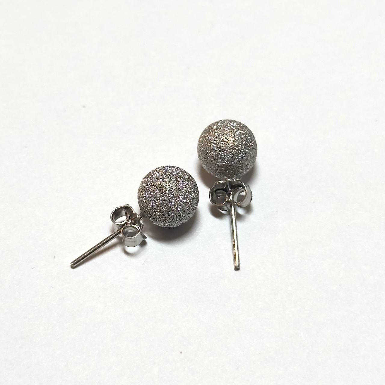 گوشواره طلا 18 عیار زنانه مدل G005 طرح توپی شنی