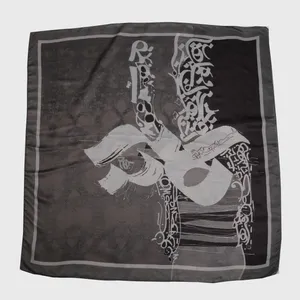 روسری زنانه مدل قواره 75 چهارفصل آلینا Z6400