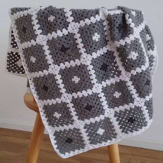 شال مبل و تخت مدل M سایز 120×120 سانتیمتر