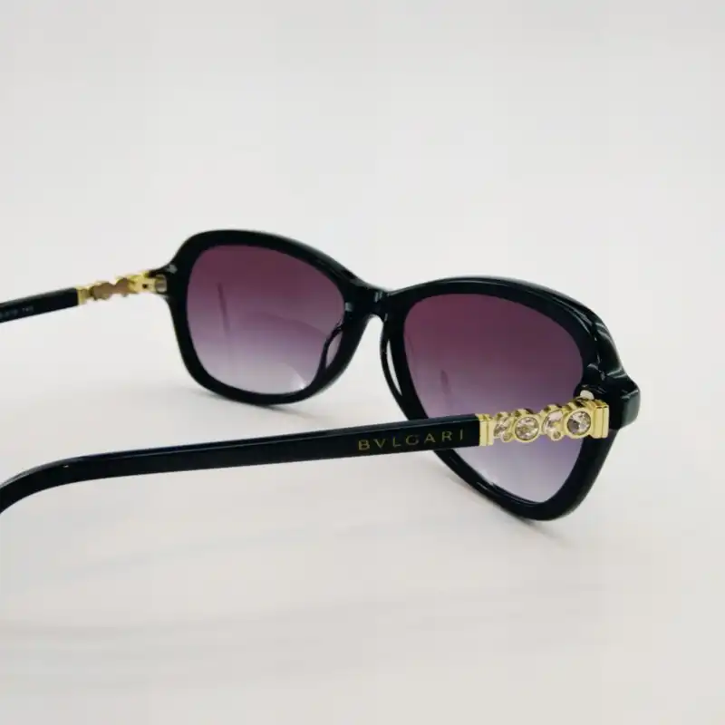 عینک آفتابی زنانه بولگاری مدل BV 8196B C1