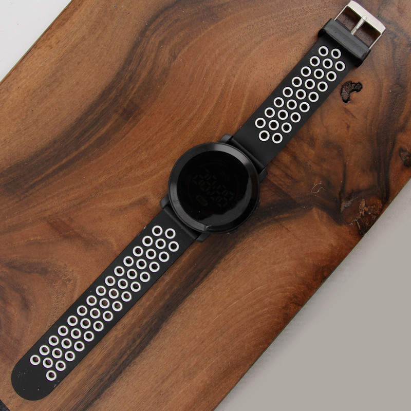 ساعت مچی دیجیتال مدل بند سیلیکونی کد WHM_238