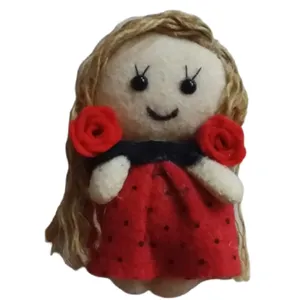 آویز نمدی مدل Naz na2022