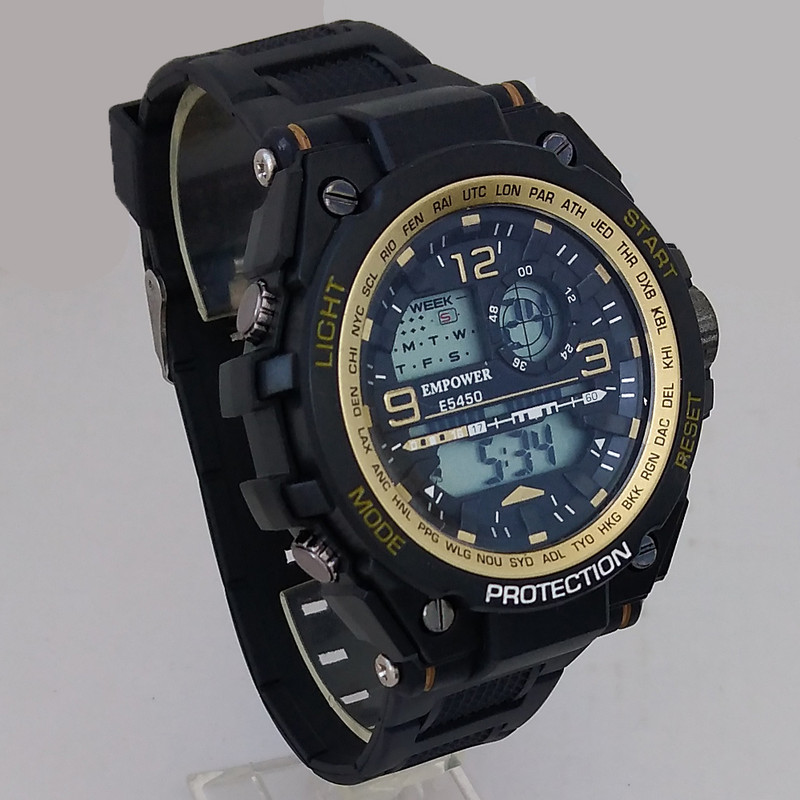 ساعت مچی دیجیتال مردانه مدل اسپرت ضدآب چراغدار