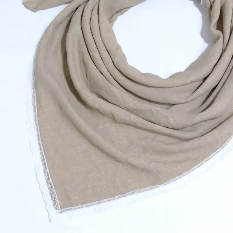 روسری زنانه مدل نخی پفکی ساده دور دانتل کد ana-9020