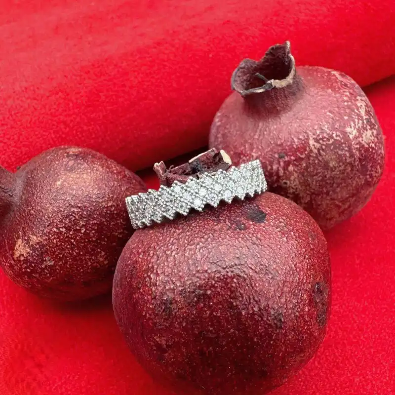 انگشتر نقره زنانه مدل پرنس BARF 02