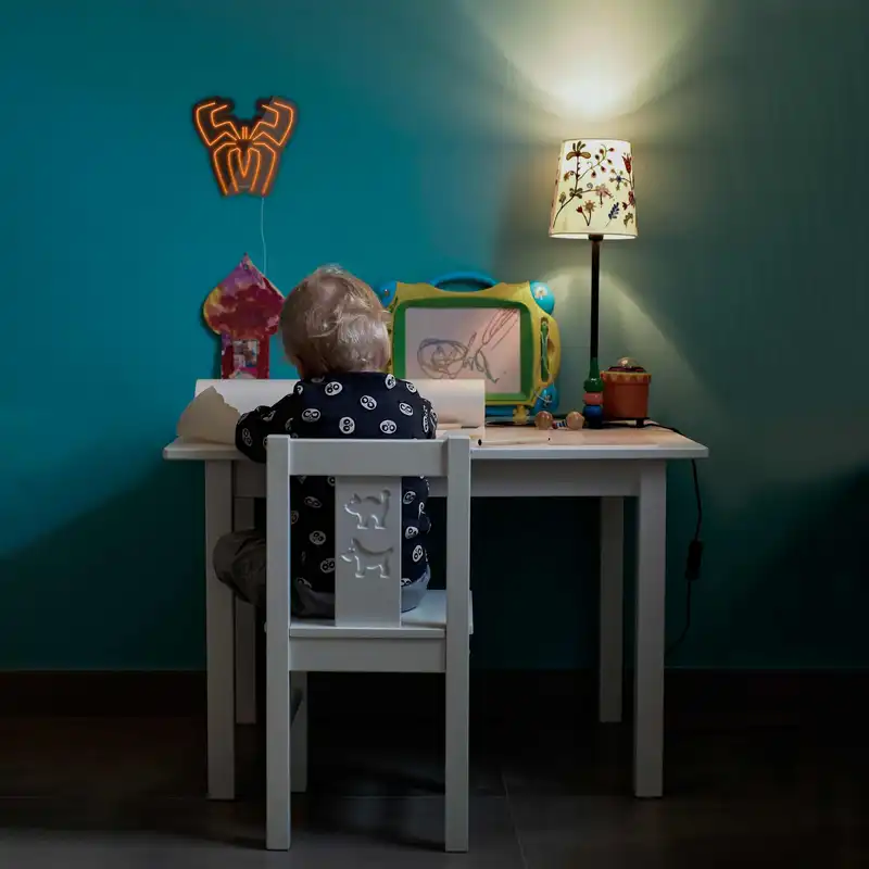 چراغ دیواری نئون دیزاین مدل Spider-BL_ORG