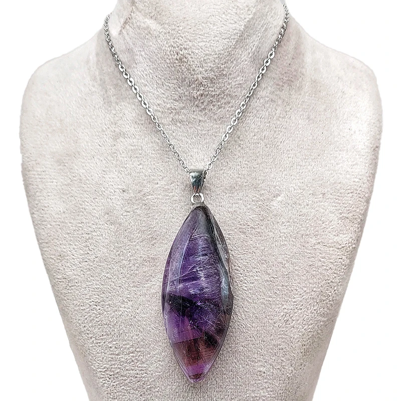 گردنبند دخترانه مدل آمیتیست طرح بیضی کد 12-47