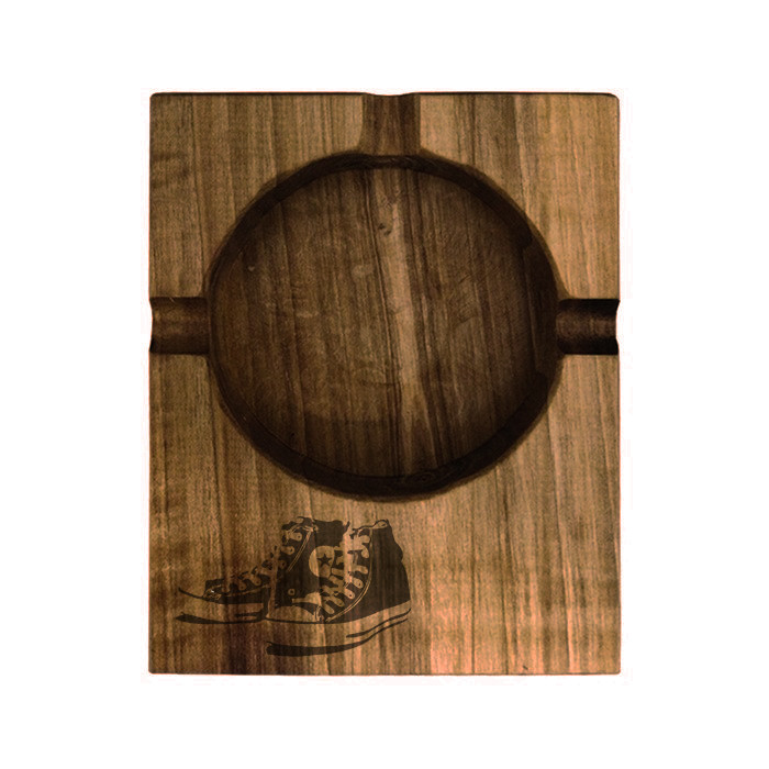 زیرسیگاری مدل کتونی