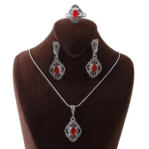   نیم ست نقره زنانه بازرگانی میلادی مدل مارکازیت کد NTR_285