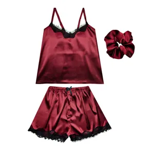 لباس خواب زنانه مدل ساتن ابریشم گیپور دار کد 666010 به همراه کش مو