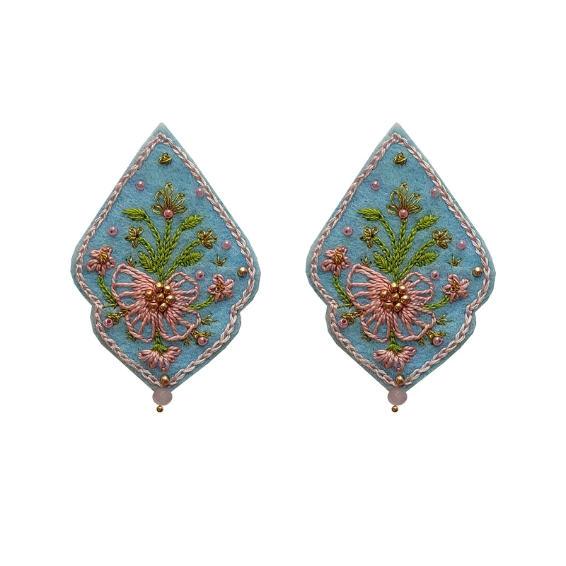 گوشواره دست دوز زنانه مدل بهاران