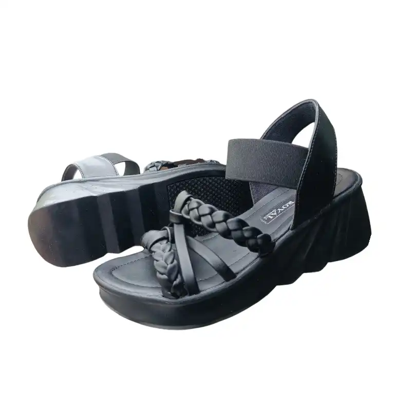 صندل زنانه مدل لژدار طرح گیس باف رنگ مشکی