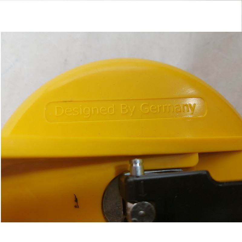 مکنده شیشه کومکو مدل 200