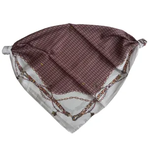 روسری زنانه مایکل کورس مدل ابریشم حاشیه زنجیری قواره کوچک کد 28