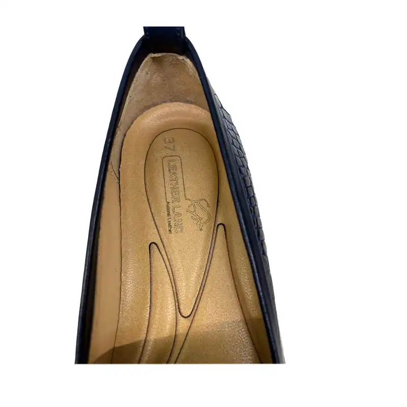 کفش روزمره زنانه سرزمین چرم مدل 141727 رنگ سرمه ای