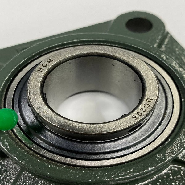 یاتاقان صنعتی اچ کیو ام مدل UCF206