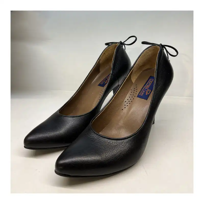 کفش زنانه سرزمین چرم مدل 1360 رنگ مشکی