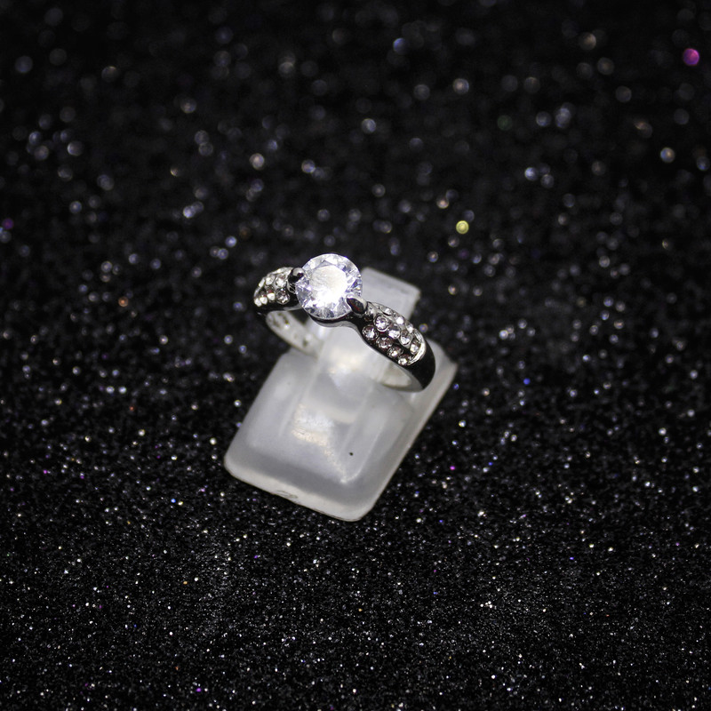 انگشتر زنانه کد RKH_985 انگشتر زنانه کد RKH_985