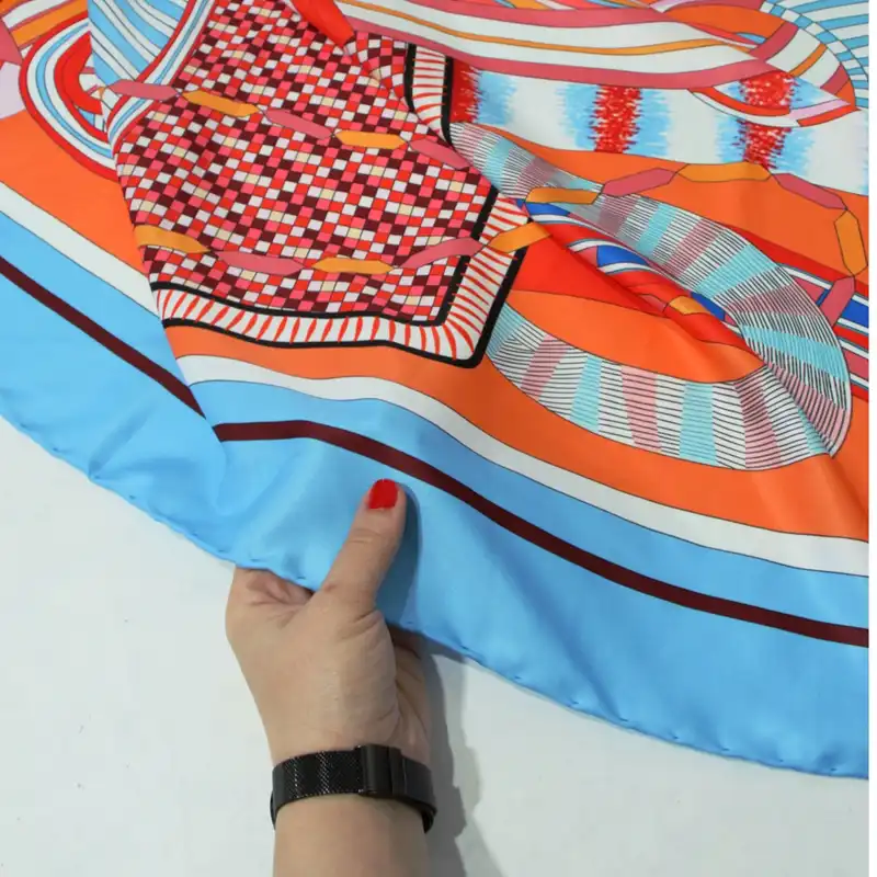 روسری زنانه مدل ابریشم مزونی جدید شاد کد a-5071