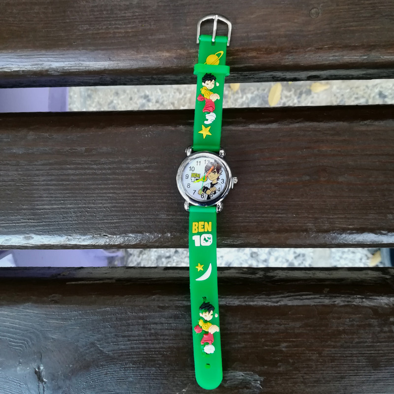 ساعت مچی عقربه ای طرح بن تن مدل s7