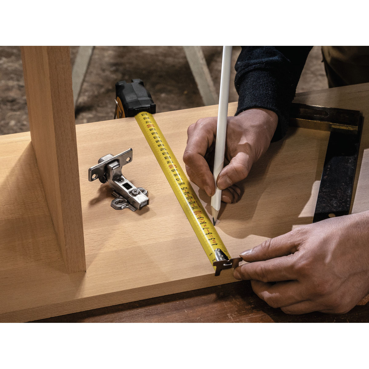 متر 10 متری استبیلا مدل BM 300