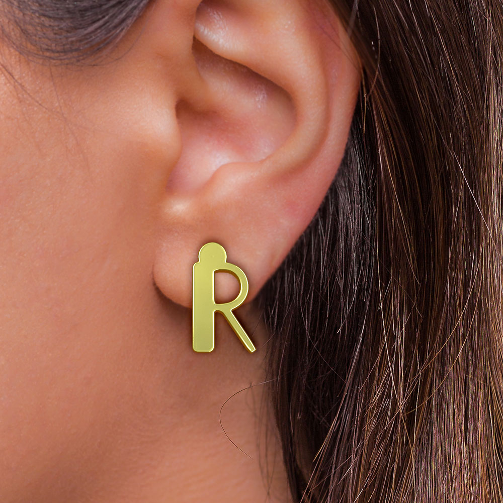 گوشواره طلا 18 عیار زنانه مدوپد مدل حرف R کد GA1-16904