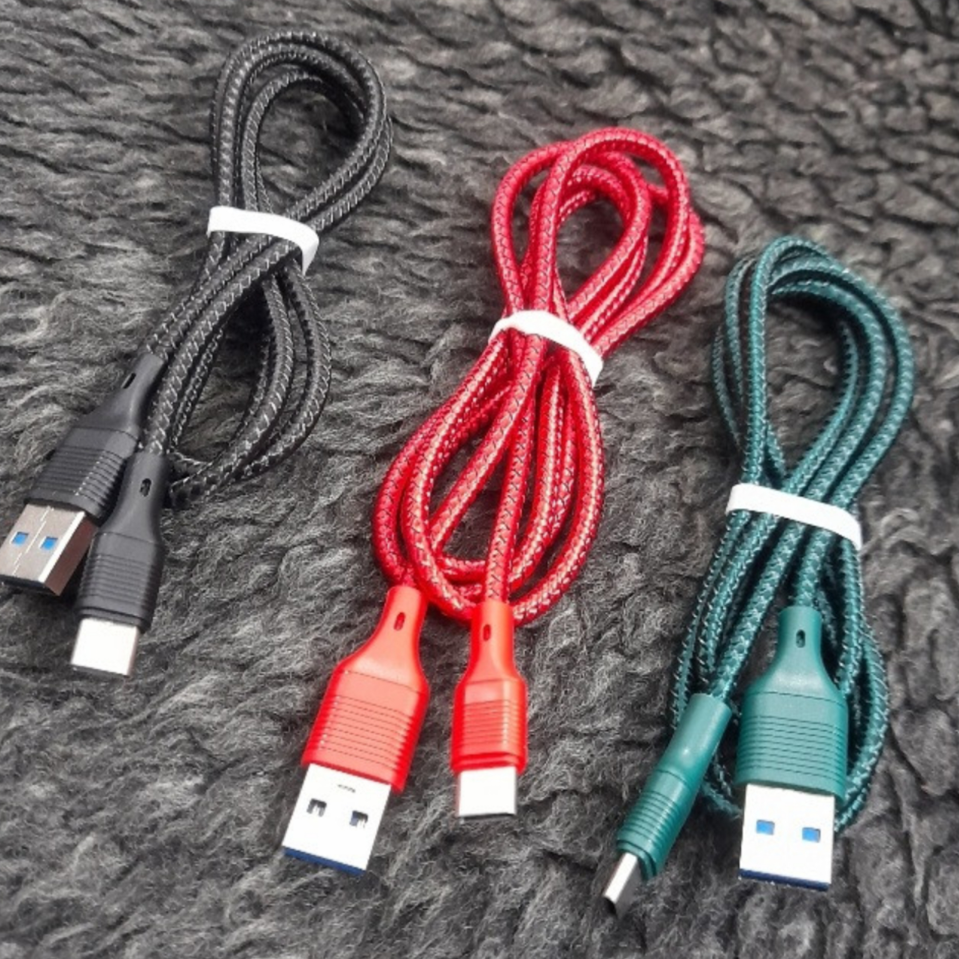 کابل تبدیل USB به USB-C اچ تی ام مدل A9 طول یک متر