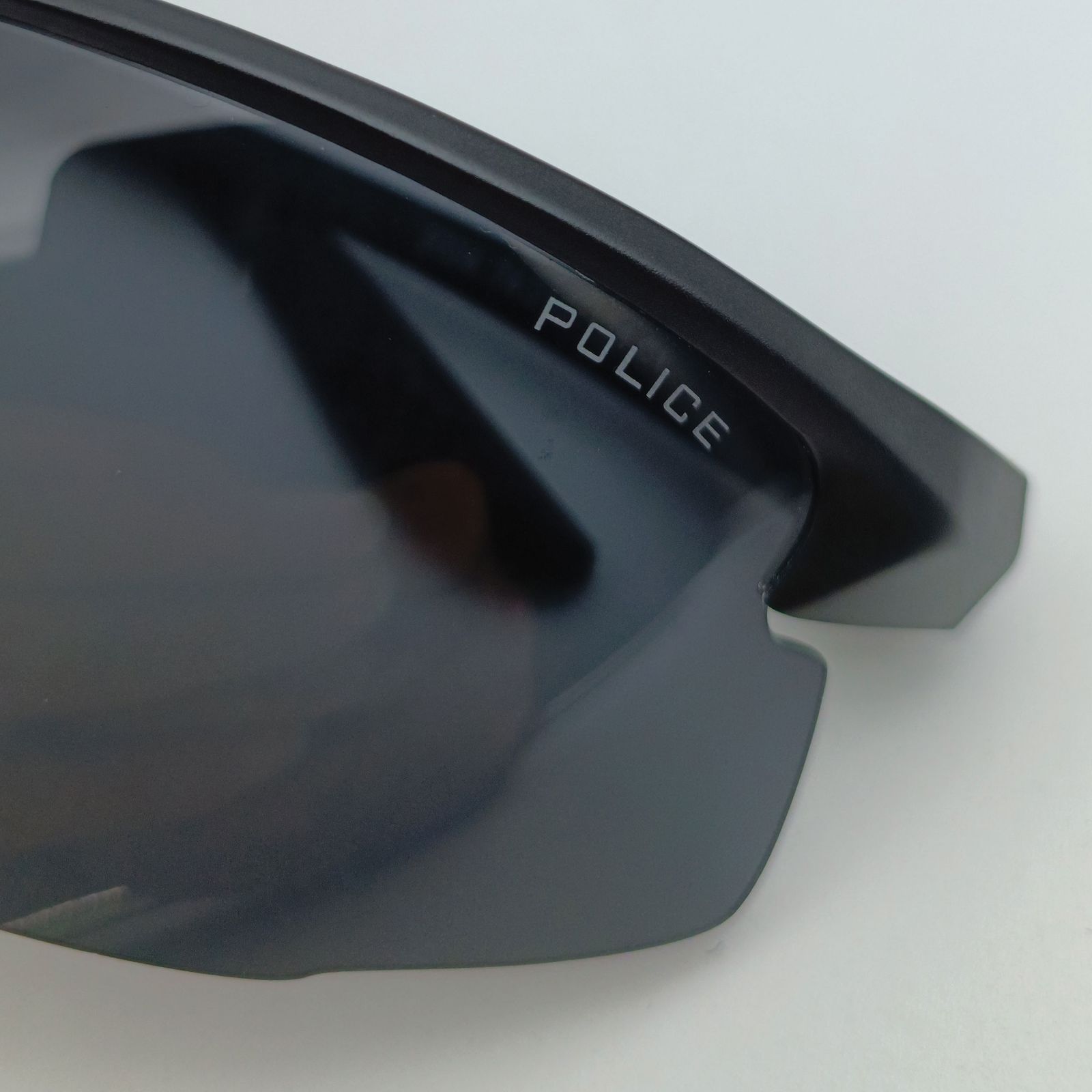 عینک آفتابی پلیس مدل 9334 C1 -  - 11